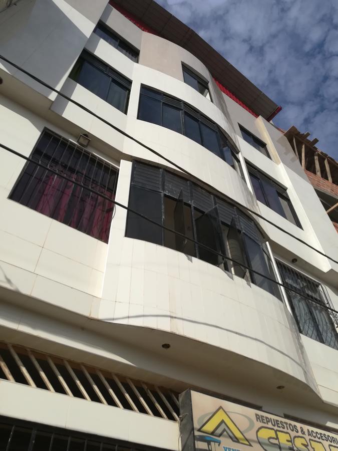 Hospedaje El Emperador Hotel Pucallpa Exterior foto